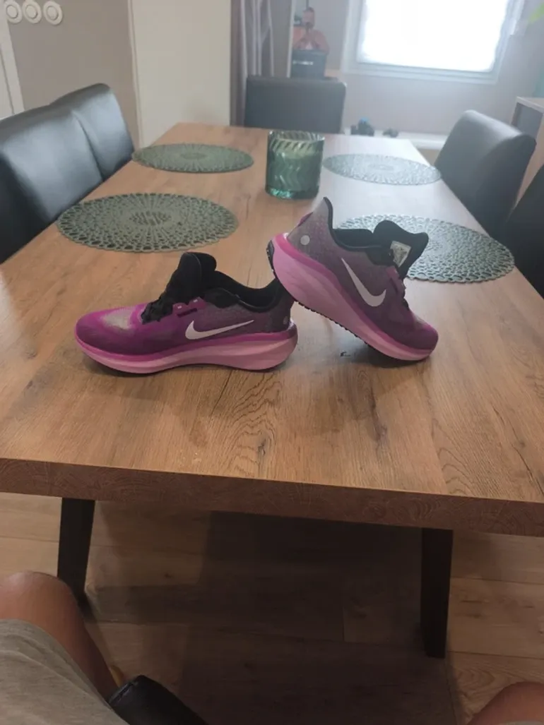 Used Nike Zoom X Vomero bike — image 7 of 7