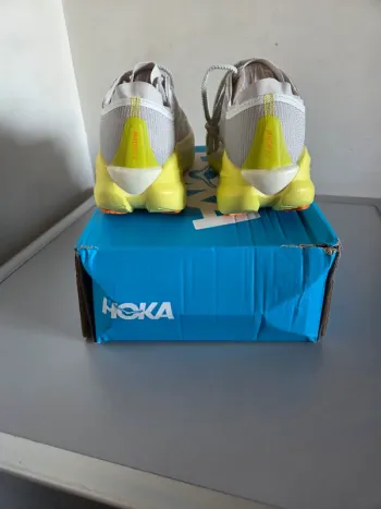 Used Hoka Mach X2 bike — image 4 of 7