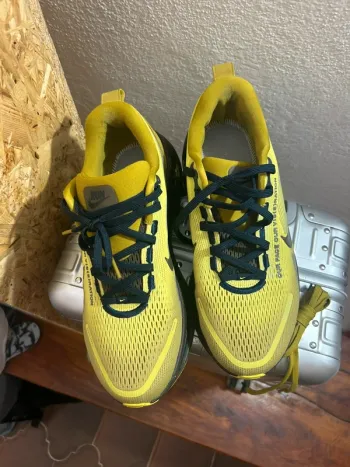 Used Nike Vomero 18 bike — image 3 of 6