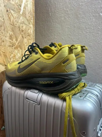 Used Nike Vomero 18 bike — image 5 of 6