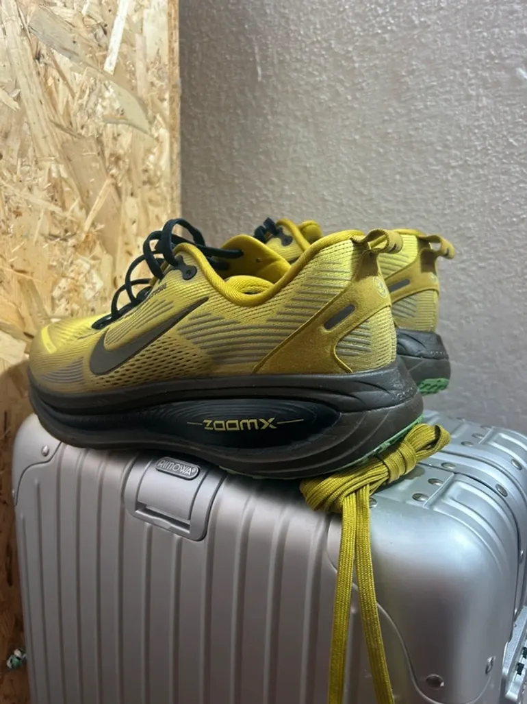 Used Nike Vomero 18 bike — image 5 of 6