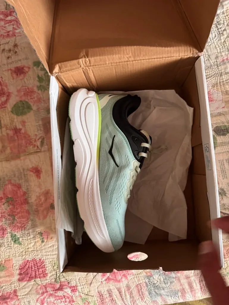 Used Hoka Running Shoes bike — image 6 of 9
