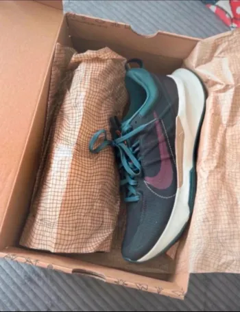 Käytetty Nike Juniper Trail Running Shoes