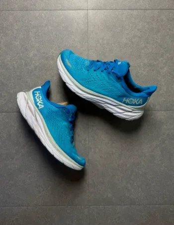 Hoka Clifton 8 Running Shoes usato