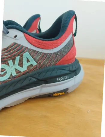 Used Hoka Mafate Speed 4 bike — image 3 of 11