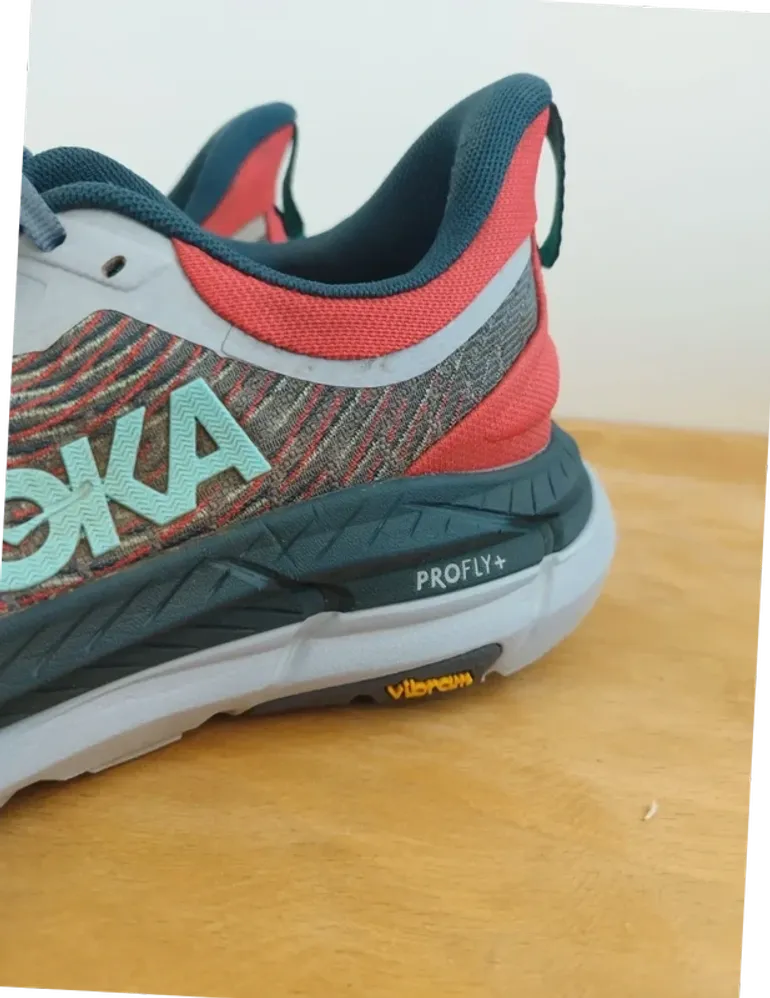 Used Hoka Mafate Speed 4 bike — image 3 of 11