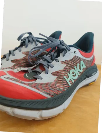 Used Hoka Mafate Speed 4 bike — image 2 of 11