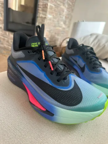 Used Nike Zoom Fly 6 Running Shoes