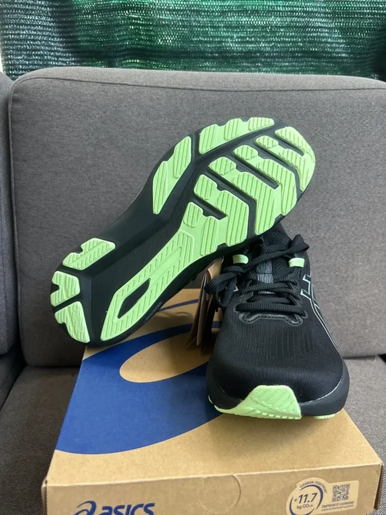 Used Asics GT 1000 15 bike — image 6 of 9