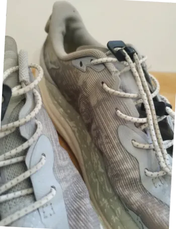 Used Hoka Speedgoat 6 bike — image 3 of 9