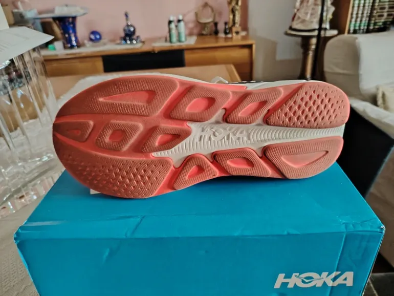 Used Hoka Rincon 4 bike — image 3 of 5