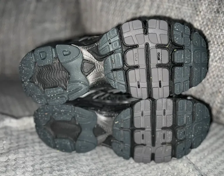 Used Nike Air Max Moto K2 bike — image 7 of 10