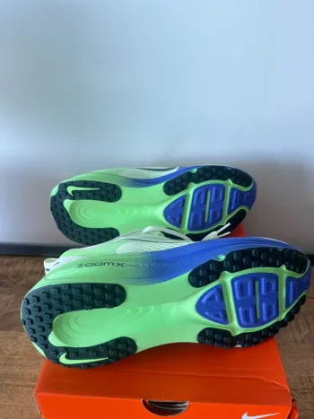 Used Nike Vomero 18 bike — image 9 of 9