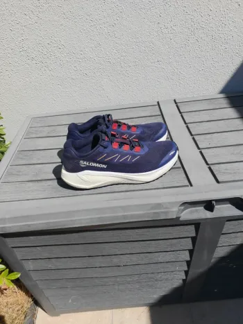 Used Salomon aero blaze 3 grvl Running Shoes