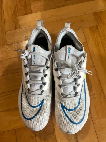 Używany Nike Zoom Fly 4 bike — zdjęcie 2 z 9