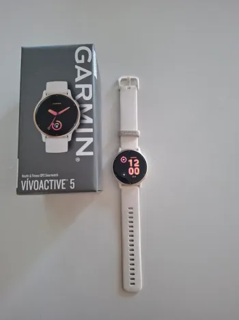 Used Garmin Vivoactive 5 Electronics