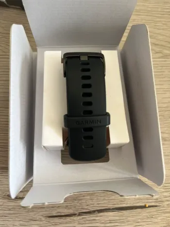 Used Garmin Venu 3 bike — image 3 of 5