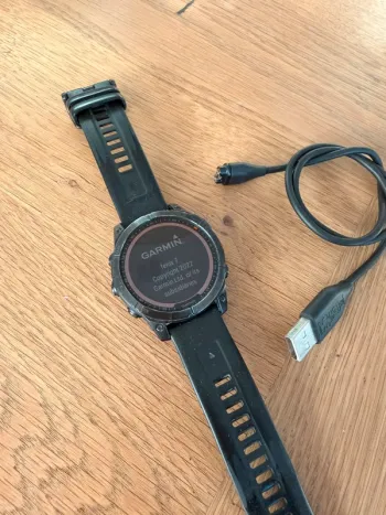 Used Garmin Fenix 7 Solar bike — image 9 of 10