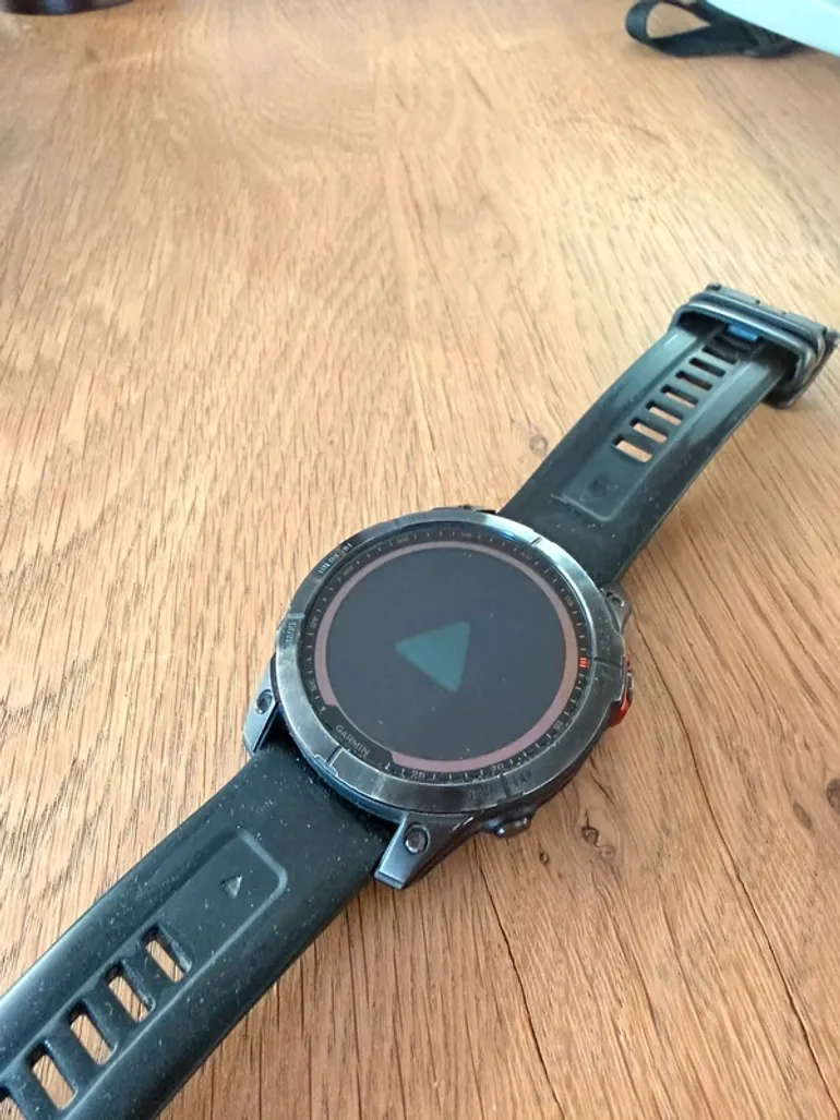 Used Garmin Fenix 7 Solar bike — image 6 of 10