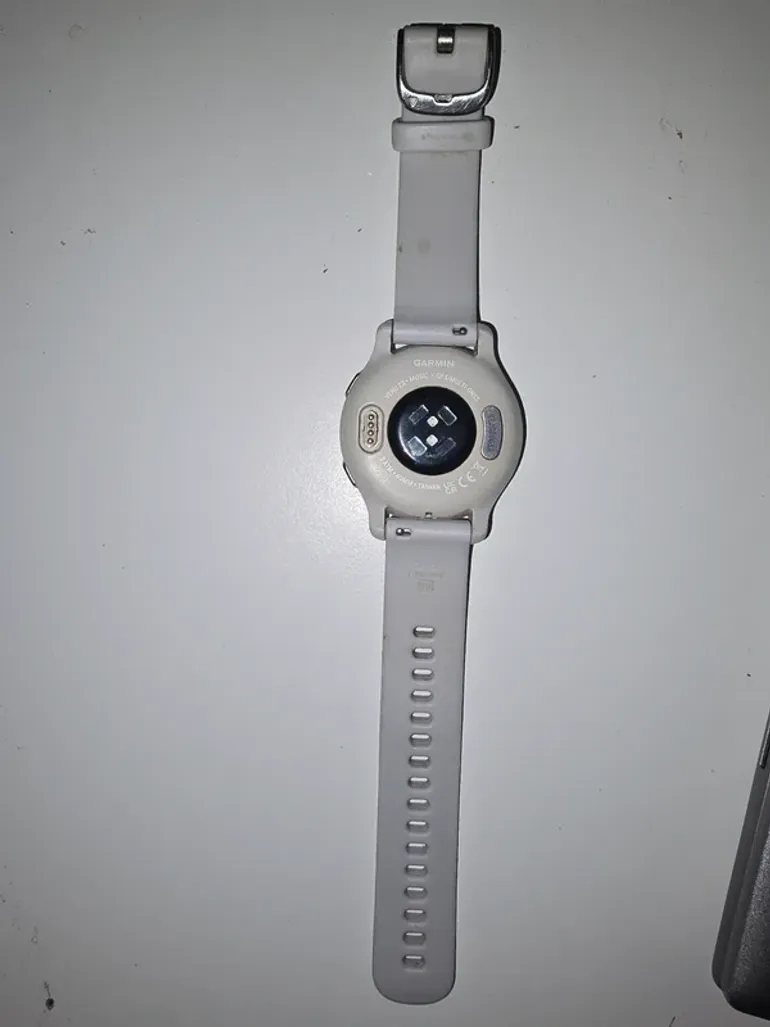 Used Garmin Venu 2S bike — image 2 of 4