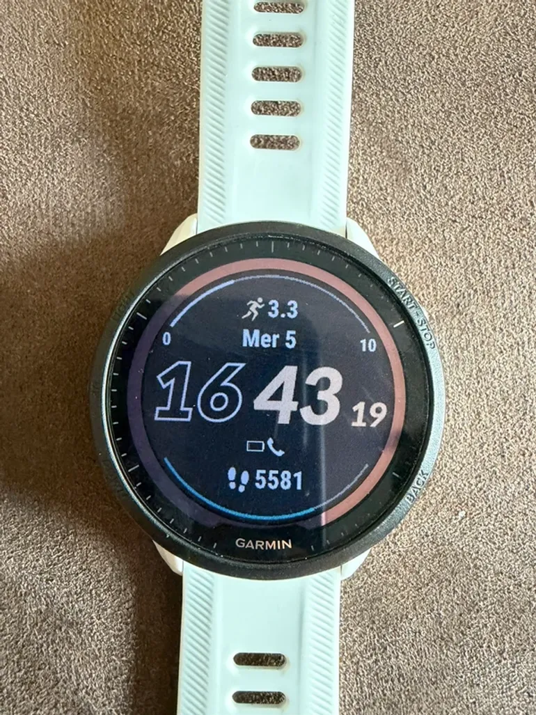 Garmin Forerunner 955 Solar bike d'occasion — image 2 sur 5