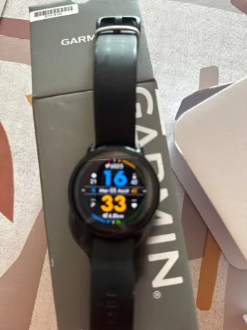 Used Garmin Vivoactive 5 bike — image 2 of 3