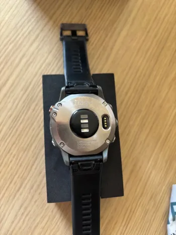 Used Garmin Fenix 6 Sapphire bike — image 2 of 12