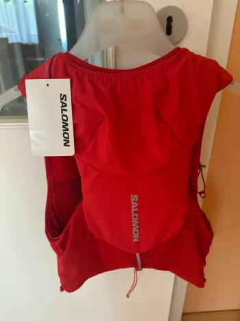 Käytetty Salomon Laufrucksack bike — kuva 2 / 2