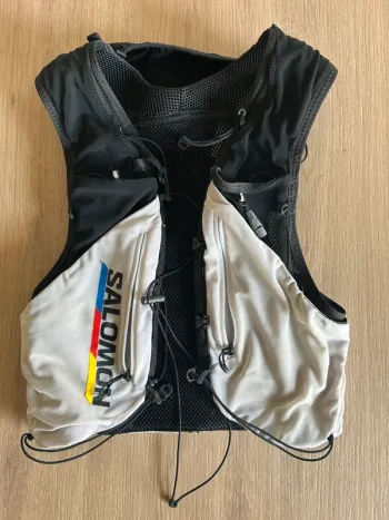Used Salomon Adv Skin 12l Running Accessories