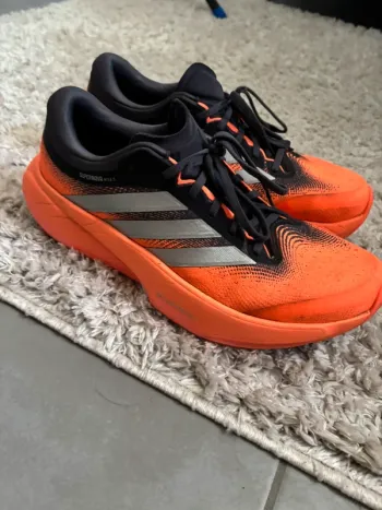 Used Supernova Rise 3 Running Shoes