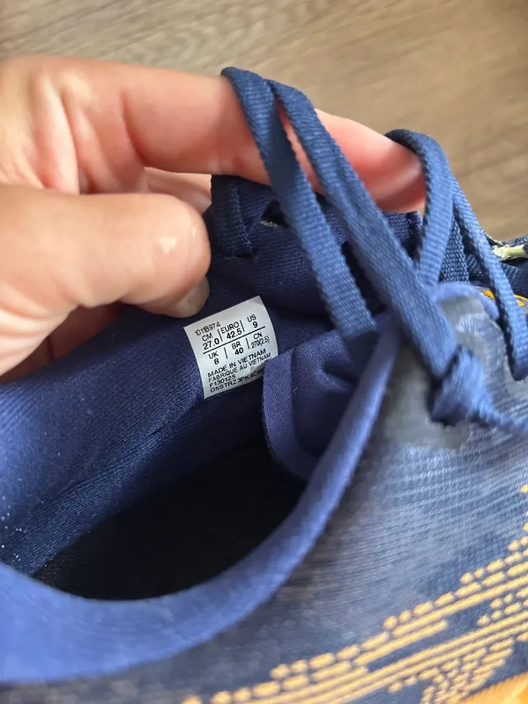 Gebrauchtes Asics Novablast 5 bike — Bild 4 von 4