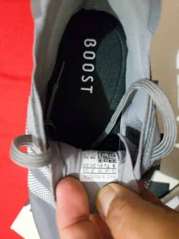 Tweedehands Adidas Averyn Boost bike — afbeelding 5 van 5