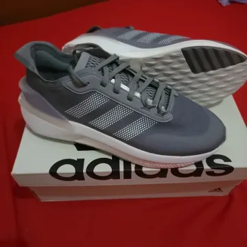 Used Adidas Averyn Boost Running Shoes