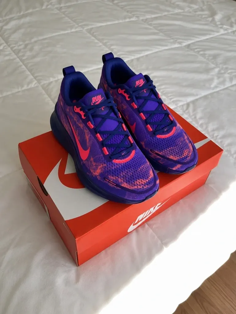 Used Nike Vomero 18 bike — image 2 of 4