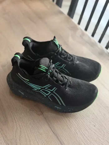 Brugt Asics Gel Nimbus Running Shoes