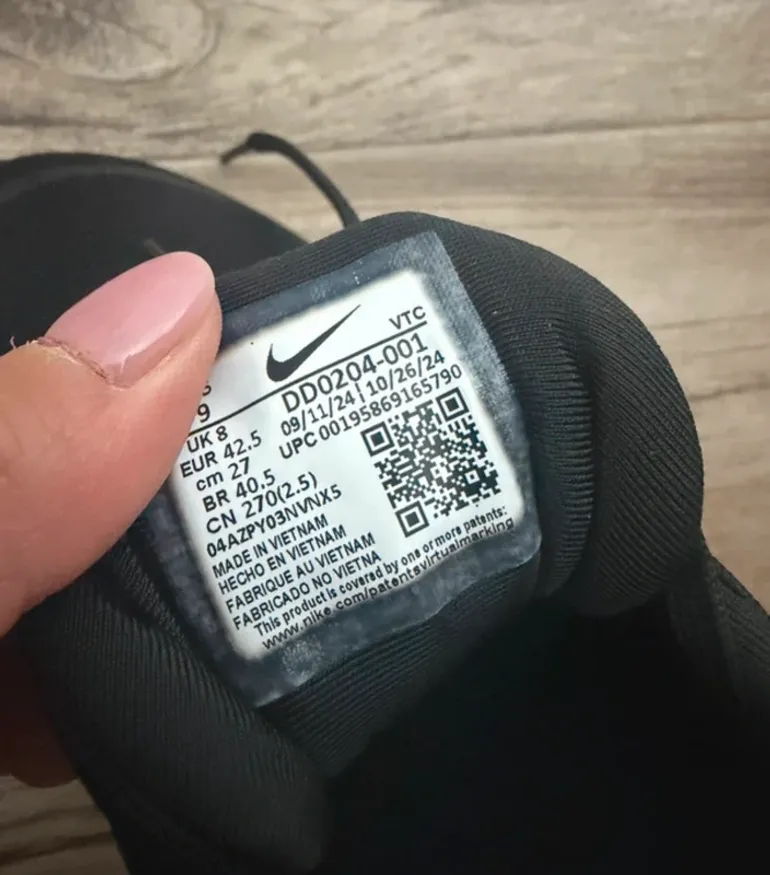 Used Nike Running Shoes bike — image 8 of 8