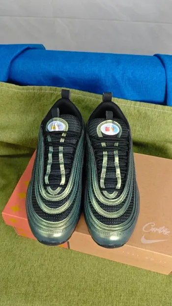 Used Nike Air Max 95 Running Shoes