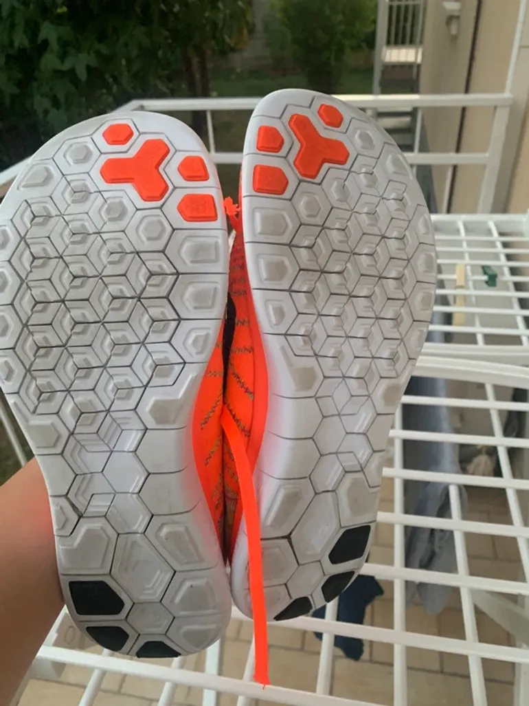 Gebrauchtes Orange Nike Free 4.0 Flyknit bike — Bild 5 von 8