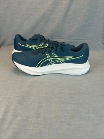 Použité Asics Gel Excite 11 bike — obrázek 2 z 7