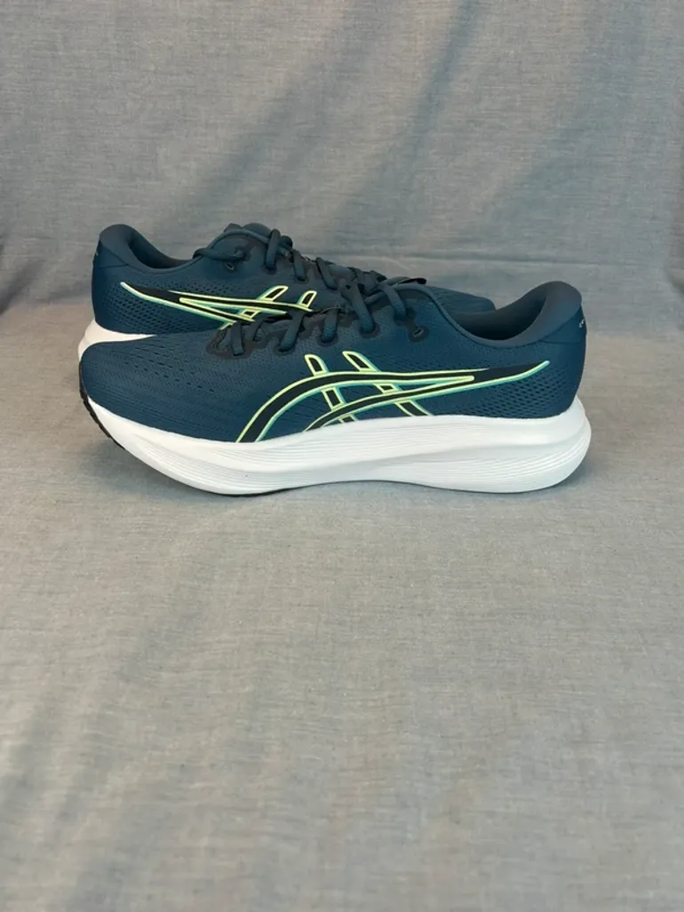 Použité Asics Gel Excite 11 bike — obrázek 2 z 7