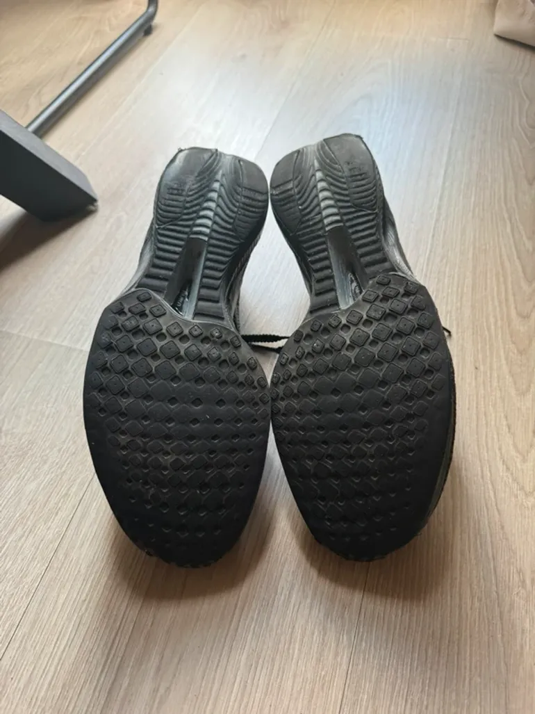 Gebrauchtes Nike zoomX vaporfly next% bike — Bild 6 von 7