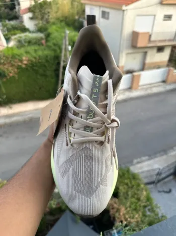 Asics Novablast 5 bike de segunda mano — imagen 5 de 10
