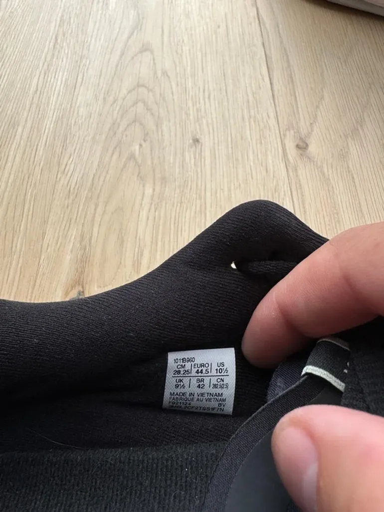 Used Asics Gel-Cumulus 27 bike — image 3 of 4
