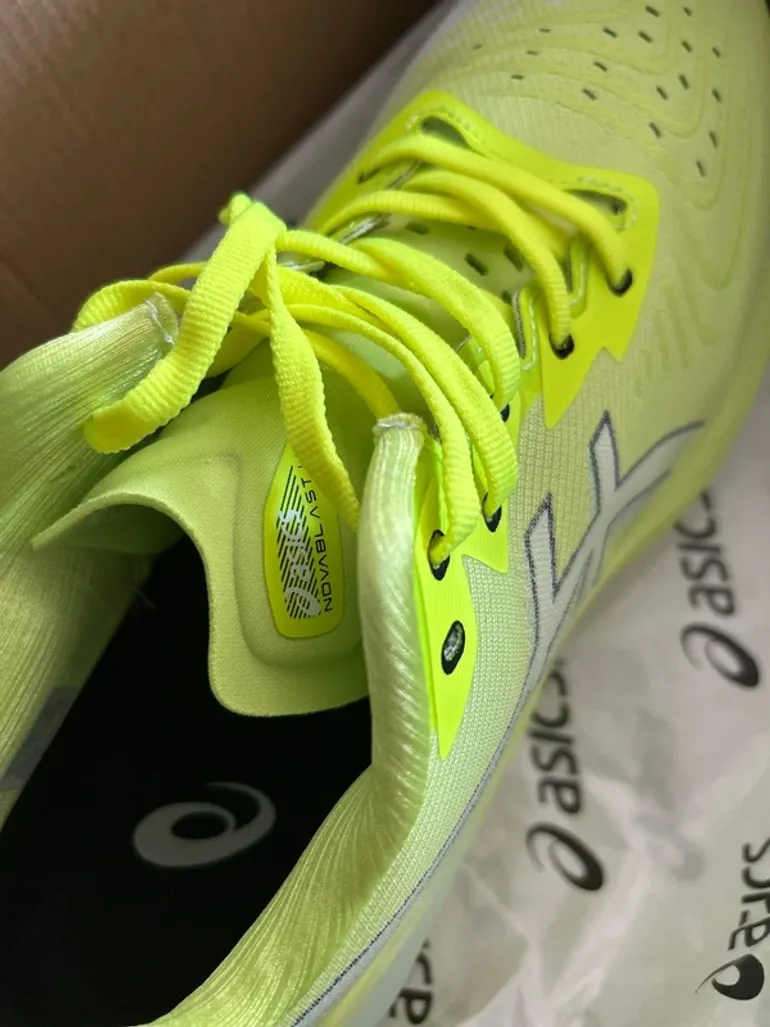 Used Asics Running Shoes bike — image 5 of 8