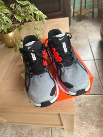 Gebrauchtes Nike Structure Plus Running Shoes