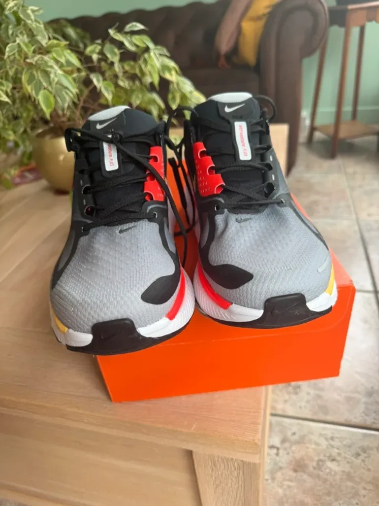 Used Nike Structure Plus bike — image 2 of 8