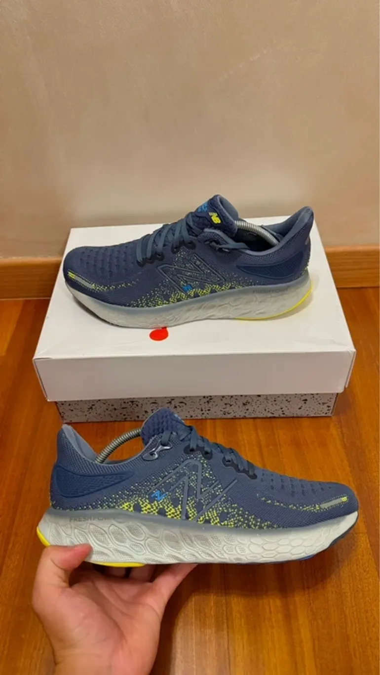 Used New Balance Fresh Foam X 1080 v12 bike — image 2 of 9