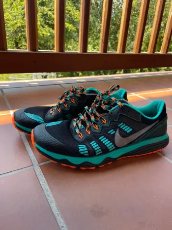 Used Nike Trail Running Shoes bike — image 4 of 6