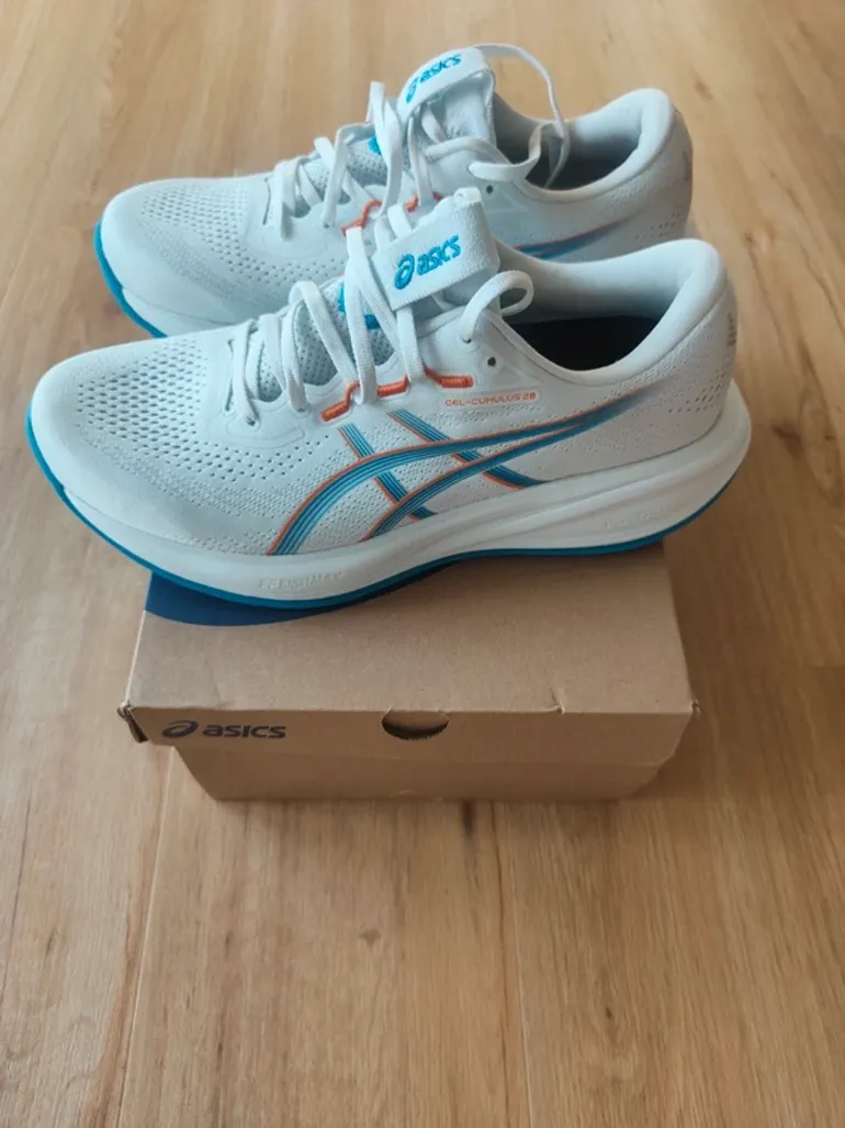 Used Asics Gel-Culumbus bike — image 3 of 8