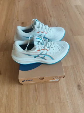 Used Asics Gel-Culumbus bike — image 5 of 8